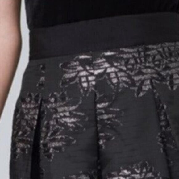 NWOT White House Black Market Metallic Shadow Stripe Full Skirt - Picture 2 of 6